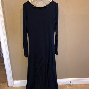 Long sleeve Dark blue flowing dress